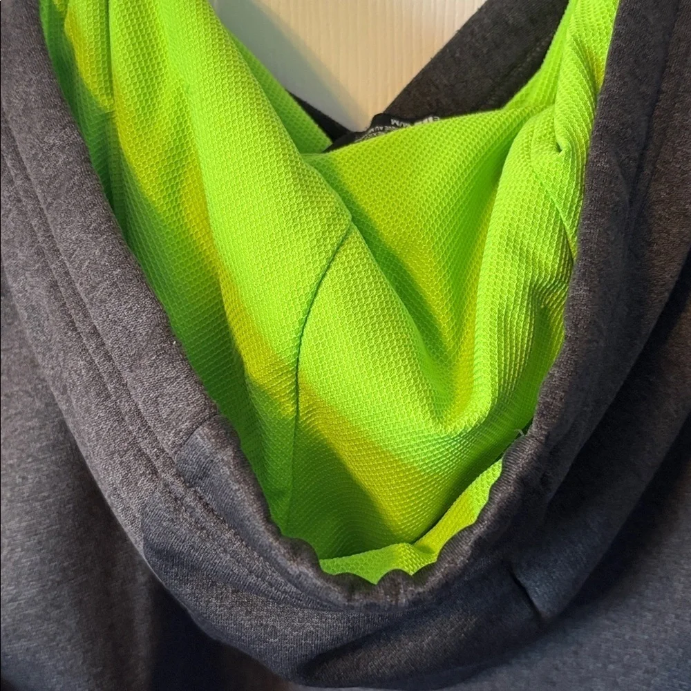 Men’s North Face Hoodie